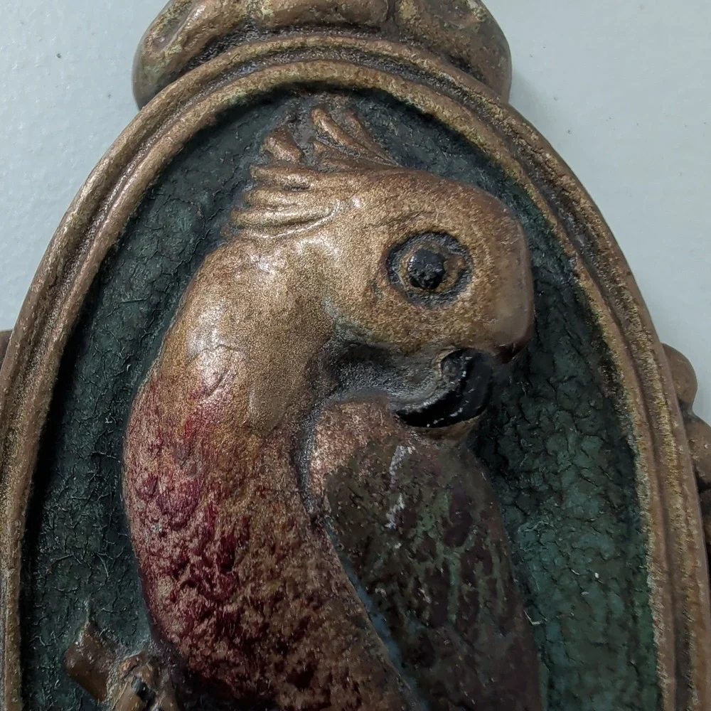 Antique Hubley Medallion Parrot #145 Doorstop Wall Plaque Original Paint